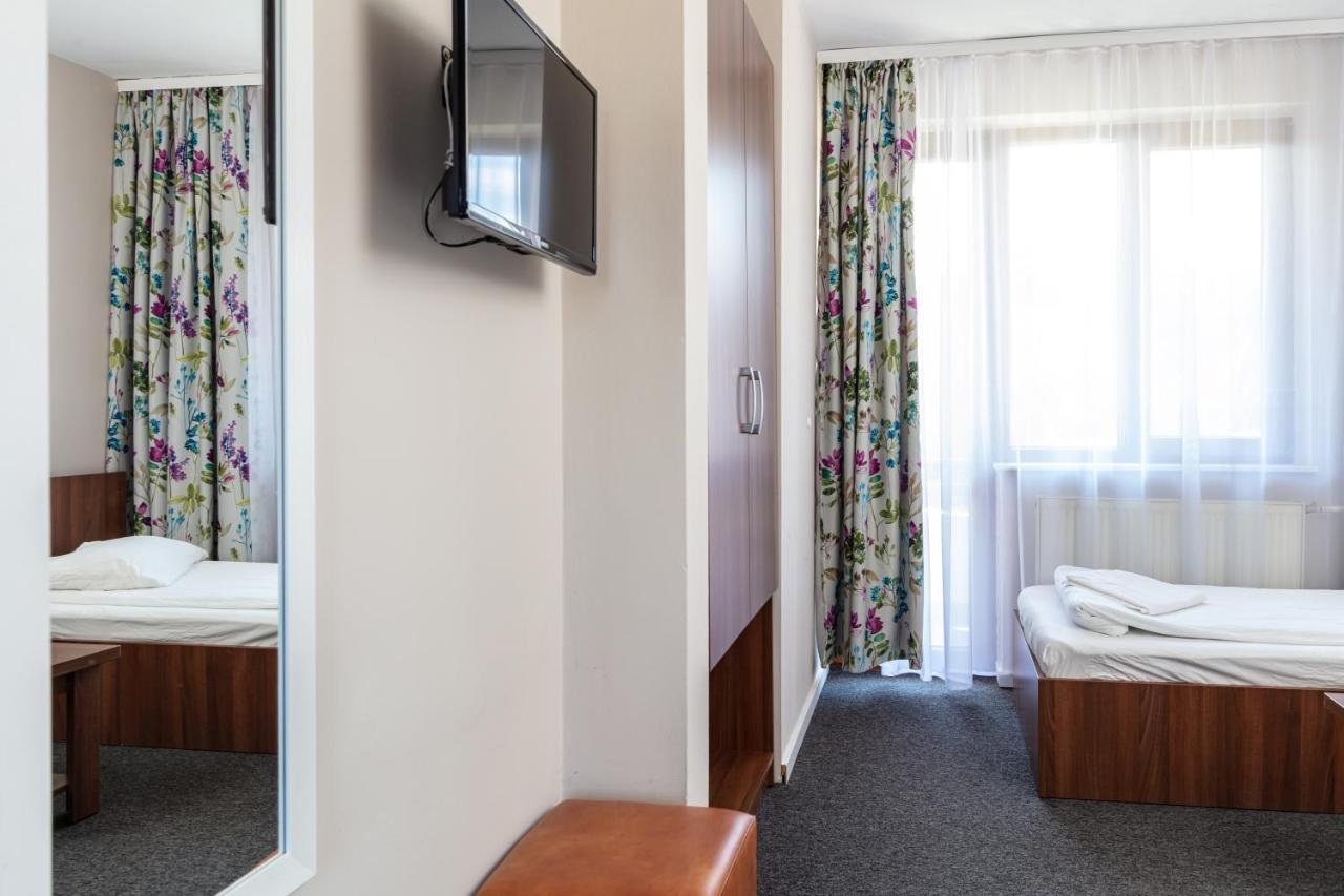 Motel Gilău Екстериор снимка