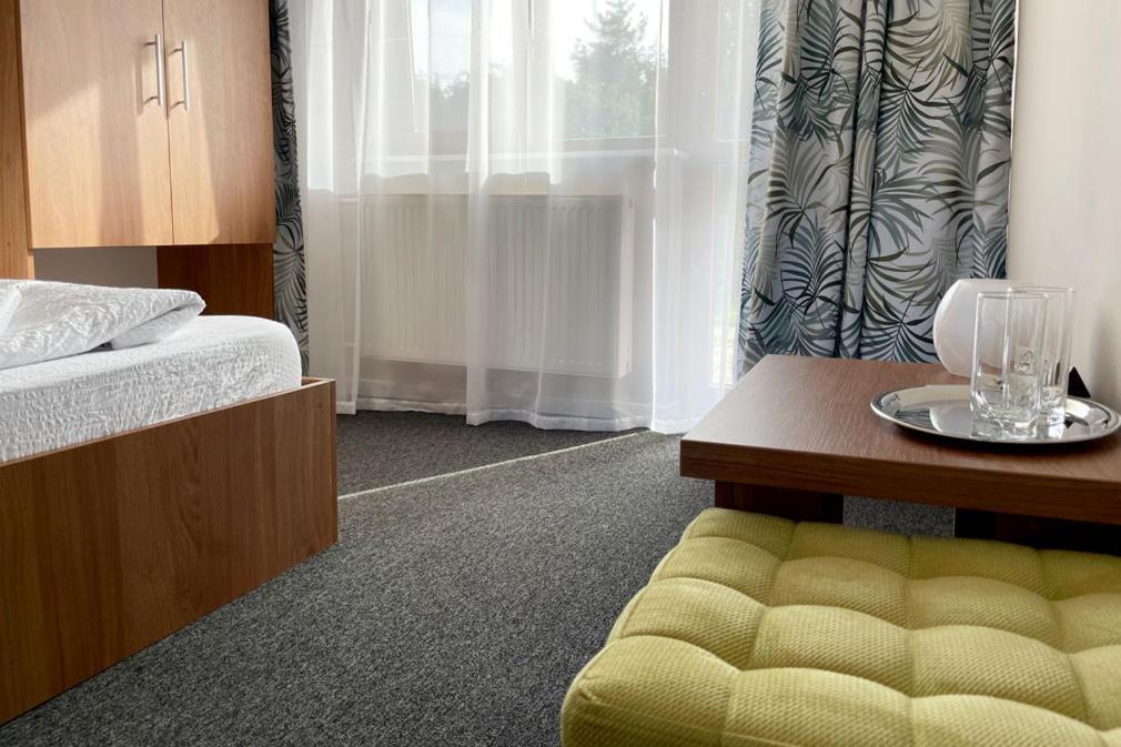 Motel Gilău Екстериор снимка
